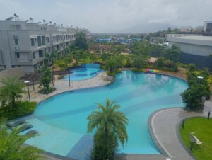 Supreme-Villagio-Swimming-Pool.